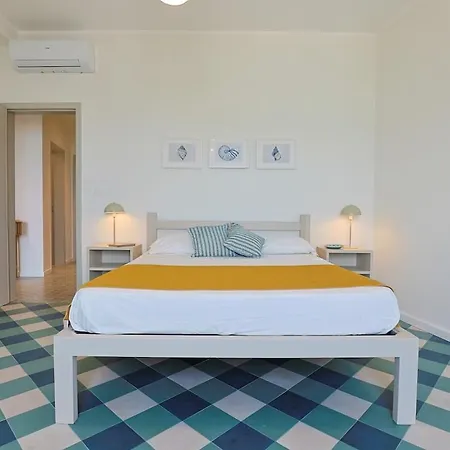 Panoramico Lido Conchiglie غالّيبولي